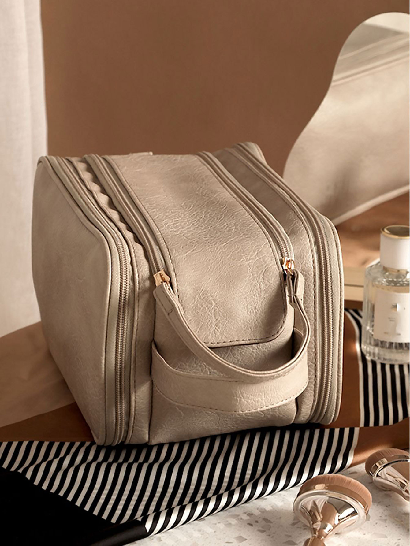 New multifunctional makeup bag - Women Bags Goyard review and price